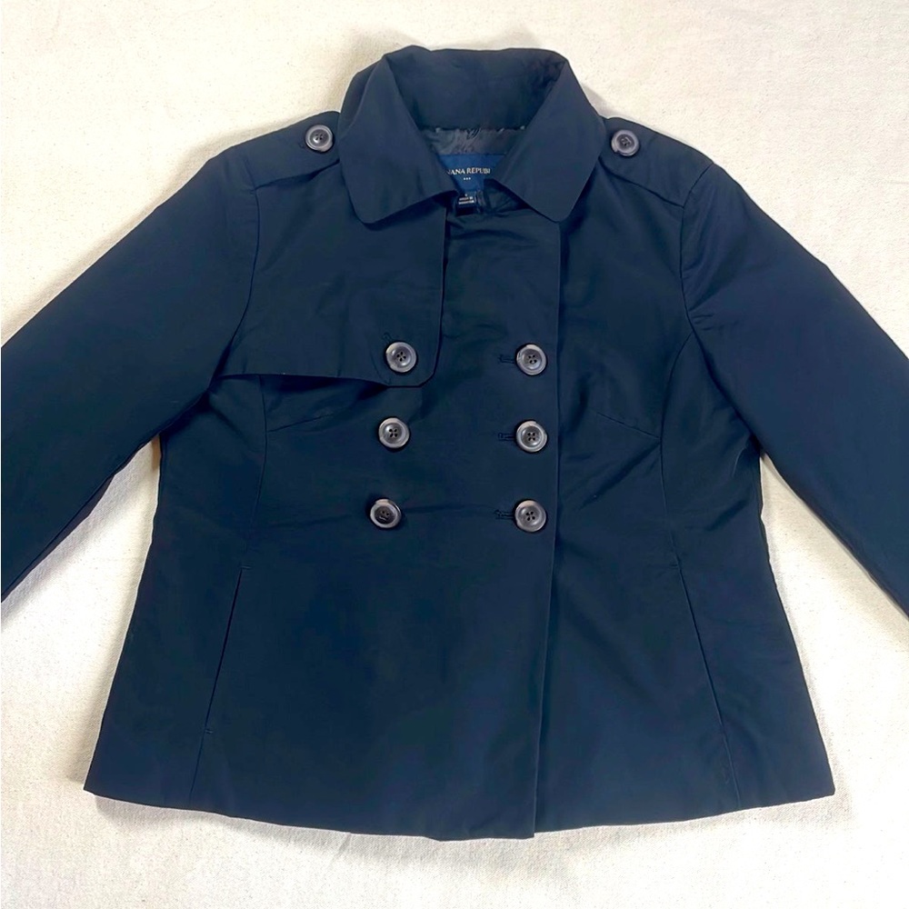 Banana Republic double button breast short trench hip length
